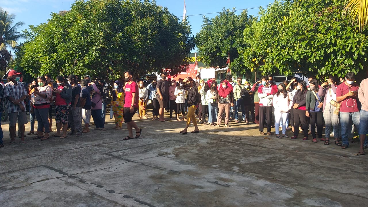 Buka Pendaftaran Vaksinasi, Puskesmas Barong Tongkok Diserbu Masyarakat